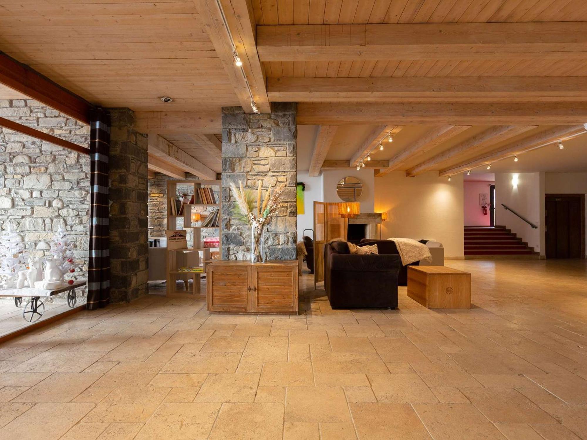 Appartement Duplex Centre Saint-Lary Avec Piscine, Sauna Et Parking - Fr-1-296-395 Bagian luar foto